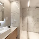 아파트 Marina East Tower