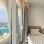 Marina East Tower 아파트 아이아 나파