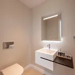 아파트 Marina East Tower 아이아 나파