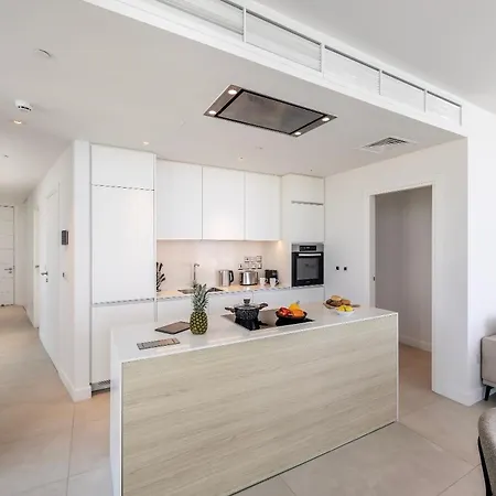 Marina East Tower * أيا نابا