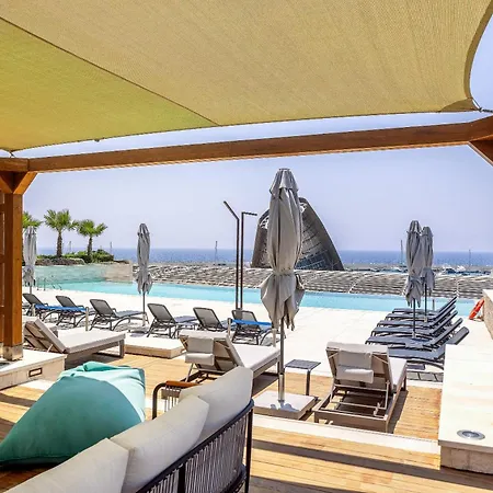 Marina East Tower شقة